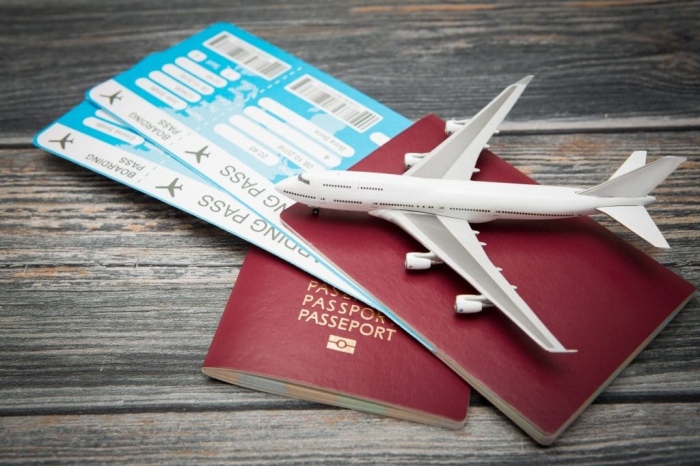 Пет туристически агенции ще обслужват институции за самолетни билети